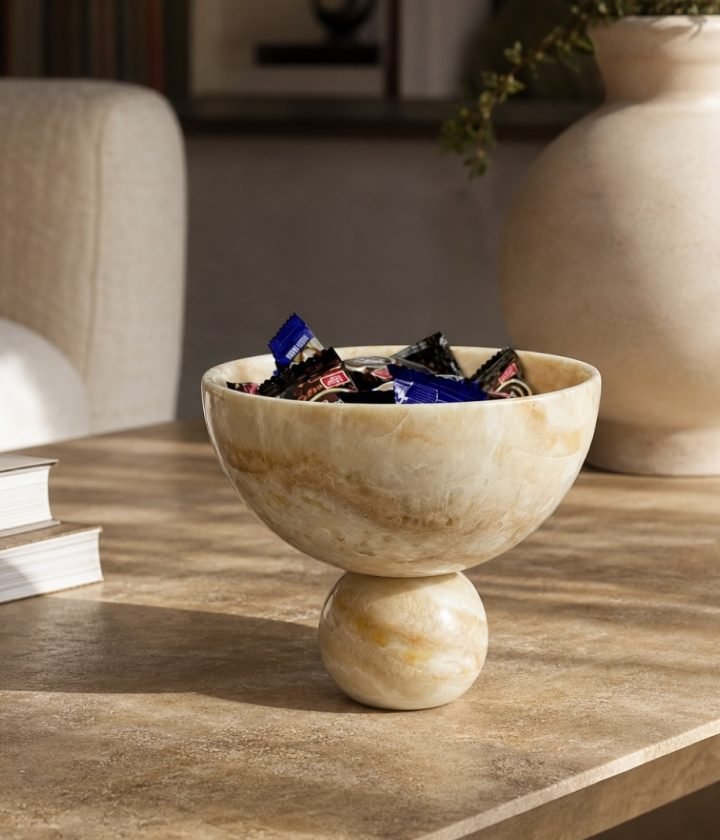 Pedestal Bowl With Stones product view 4